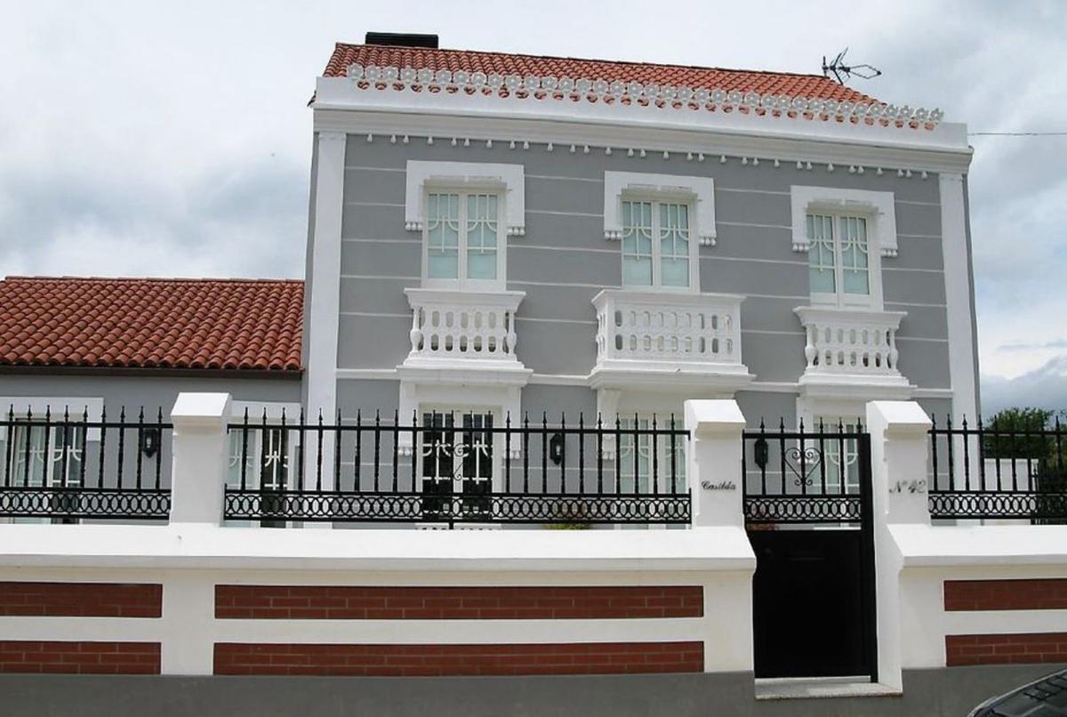 Antiga escola e casa en Souto onde Rafael Hernández deu clase entre 1934 e 1936, e onde o detiveron.   | // CADERNOS DE ESTUDOS LOCAIS