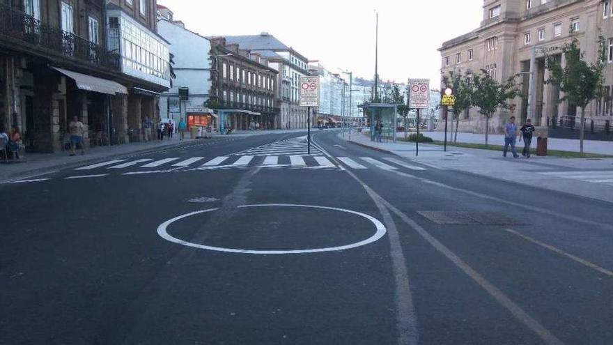 El acceso a la zona semipeatonal de la Marina, ayer, sin presencia de la Policía Local.