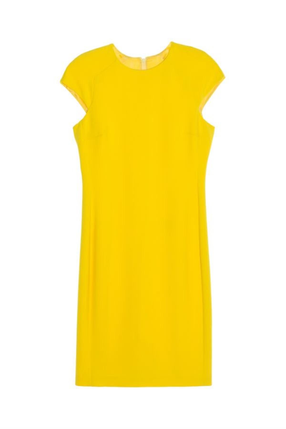 Prendas y complementos en amarillo: vestido de Alba Conde