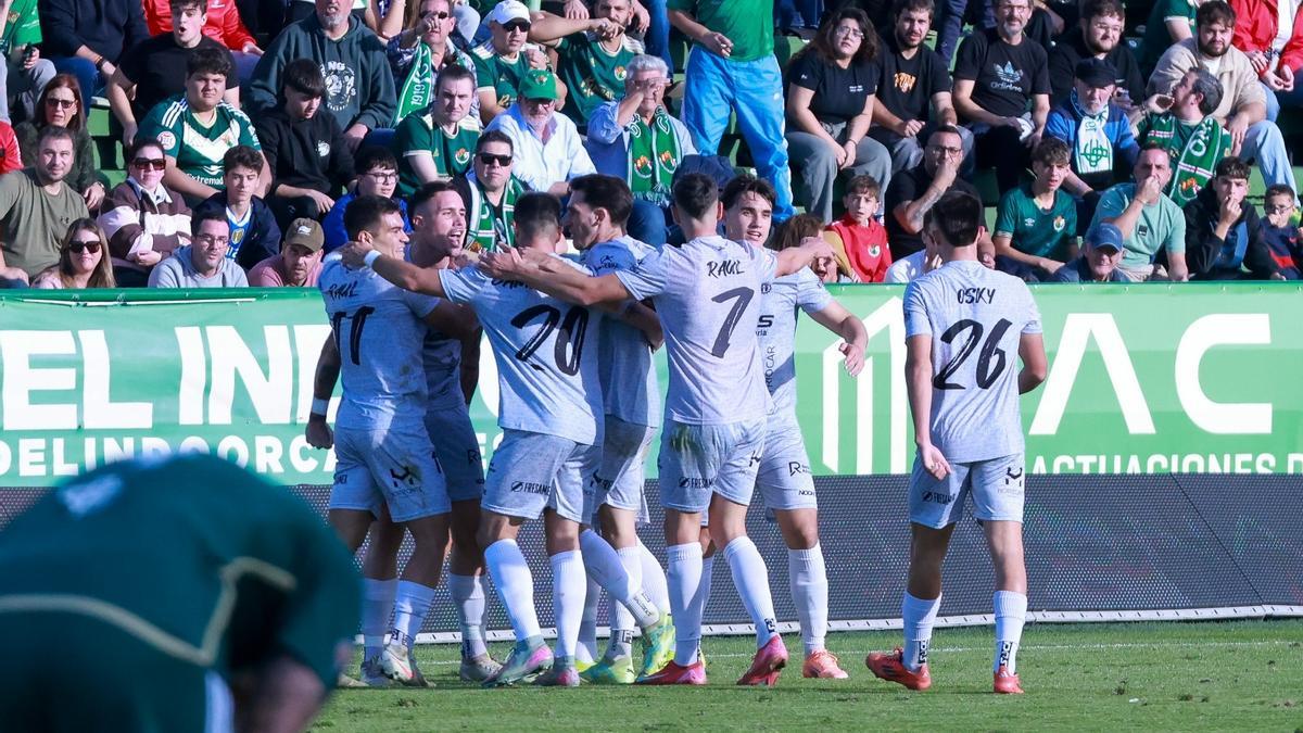 La goleada del Avilés ante el Cacereño