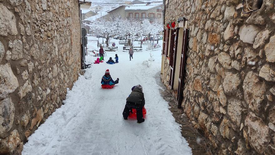 La nevada deixa gruixos importants a poblacions de l&#039;alt Berguedà i el Solsonès