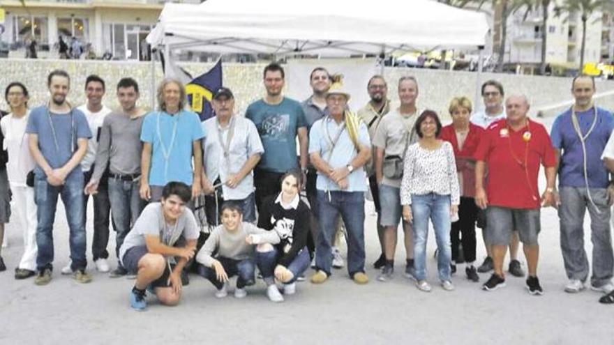 Foto de familia de los participantes en la décima tirada del Campeonato de Mallorca.