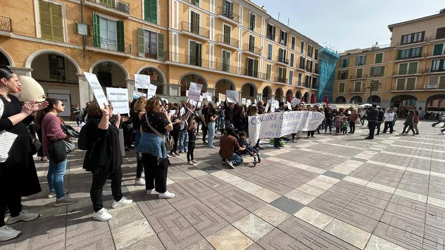 Trabajar en otra isla: la odisea de docentes de Mallorca y Menorca con plaza en Ibiza