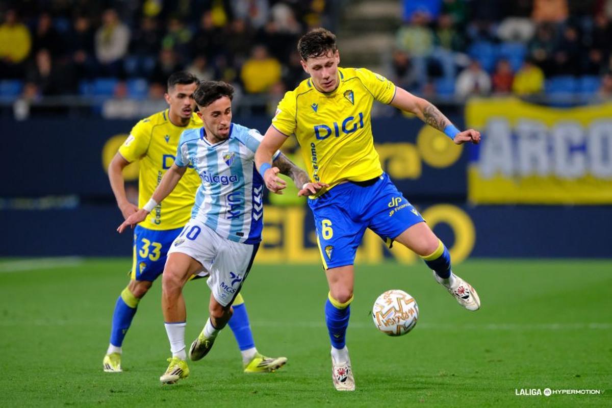 Cádiz CF - Málaga CF, en Imágenes