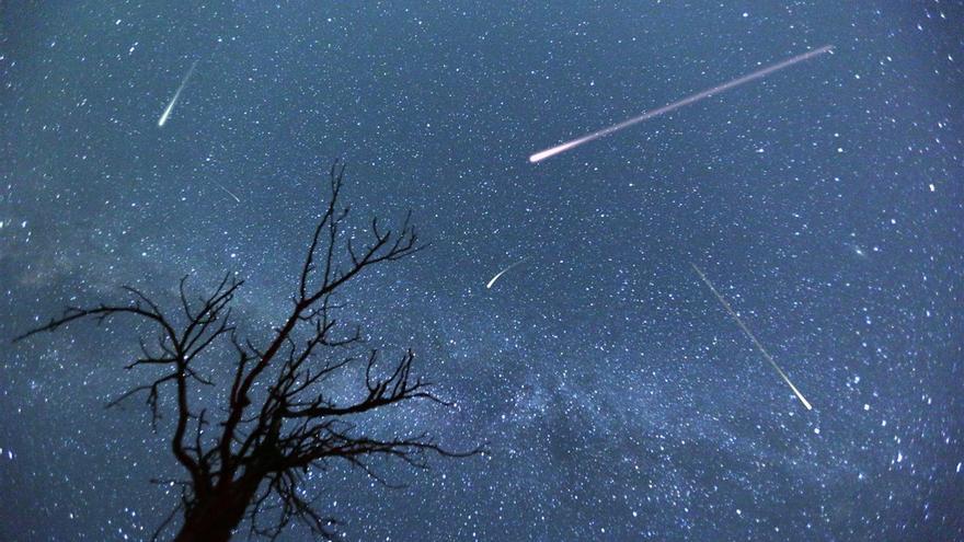 ¿Cómo ver hoy y mañana la lluvia de estrellas de las Leónidas?