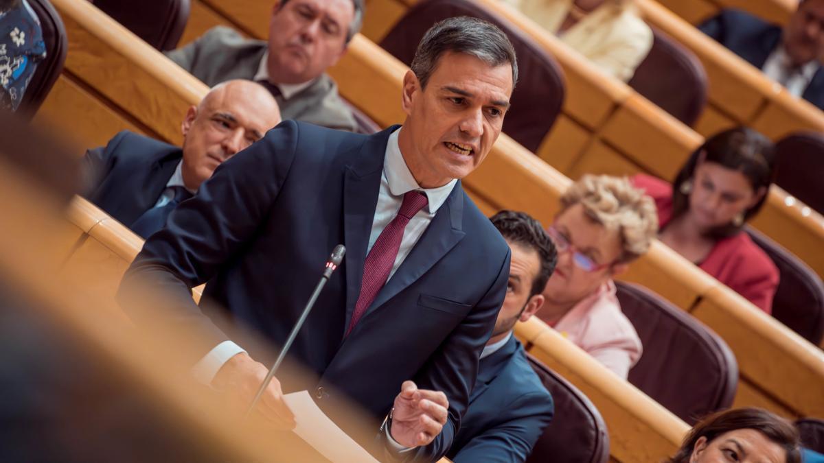 El presidente del Gobierno, Pedro Sánchez, interviene durante una sesión plenaria en el Senado, a 16 de mayo de 2023. GABRIEL LUENGAS - EUROPA PRESS