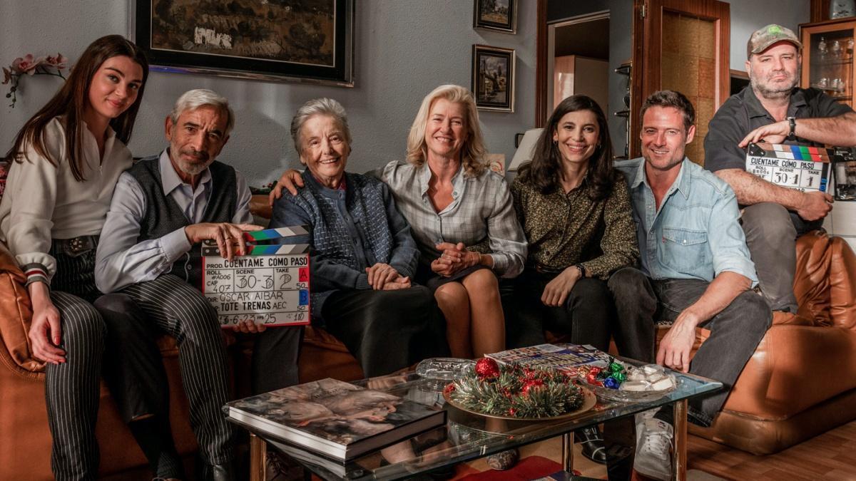 El elenco de ’Cuéntame cómo pasó’ en el rodaje de su temporada 23.
