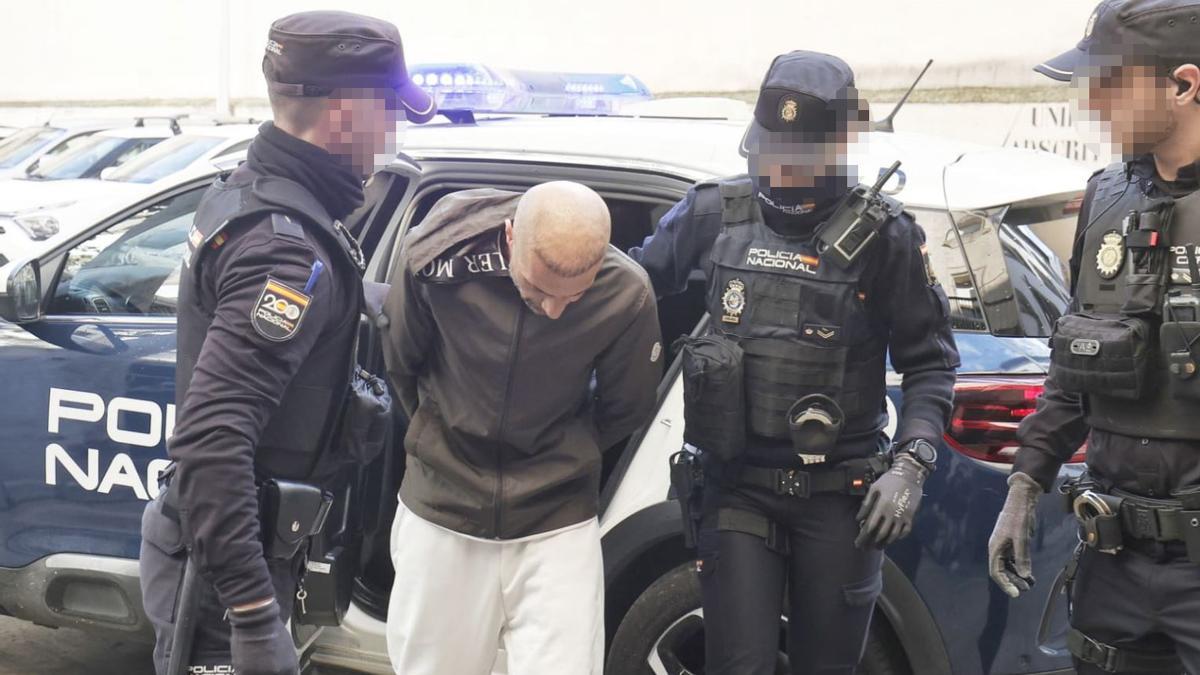 El hombre que asesinó a su expareja en el Coll d'en Rabassa, a la cárcel