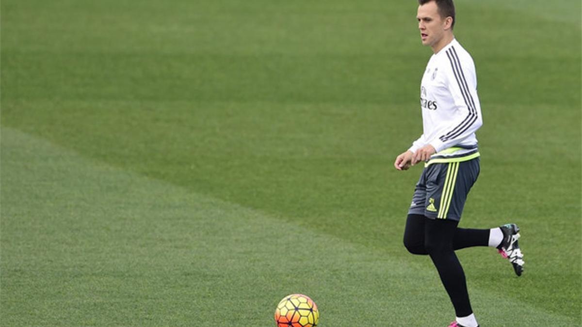 Cheryshev entrena con el Real Madrid