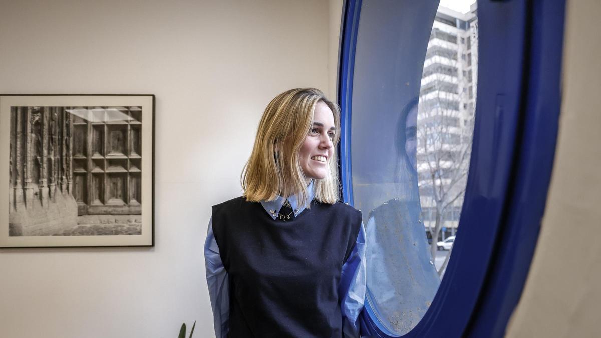 La izquierda pide la dimisión de la regidora de Servicios Sociales, Lourdes Roca.