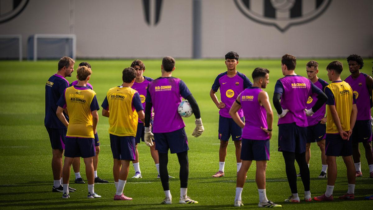 El Barça entrena sin los internacionales por el parón de selecciones