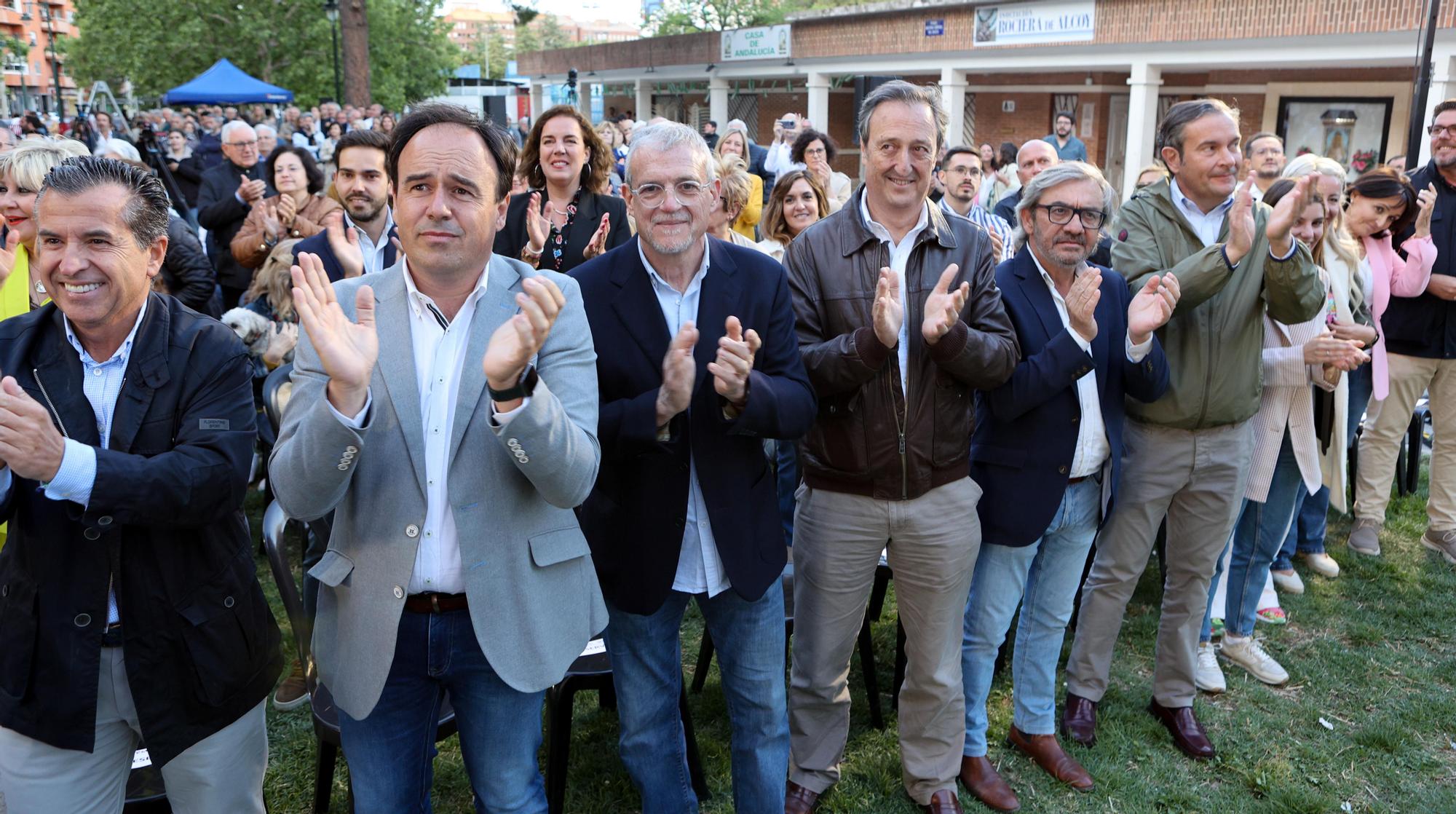 Mazón escenifica la reunificación del PP alcoyano para impulsar la candidatura de Carlos Pastor
