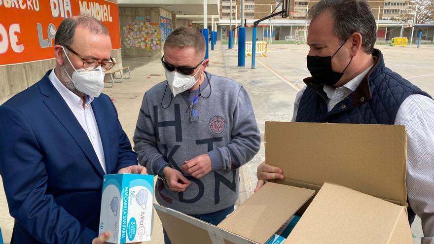 Todos los colegios de El Campello ya disponen de mascarillas infantiles reutilizables