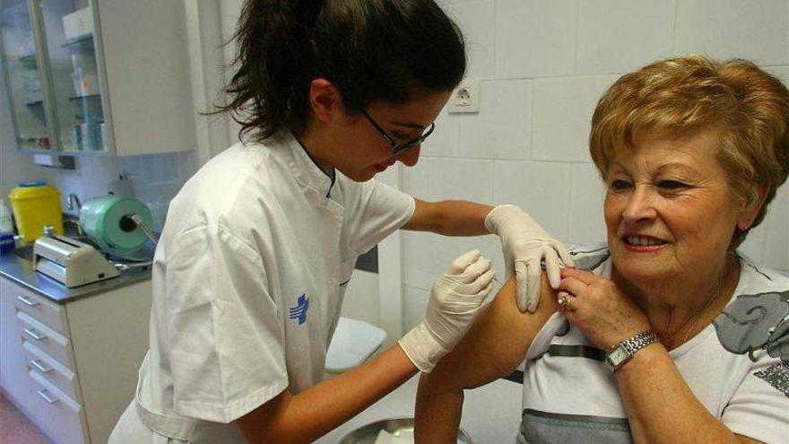 La vacunación reduce un 50% las muertes por gripe en España