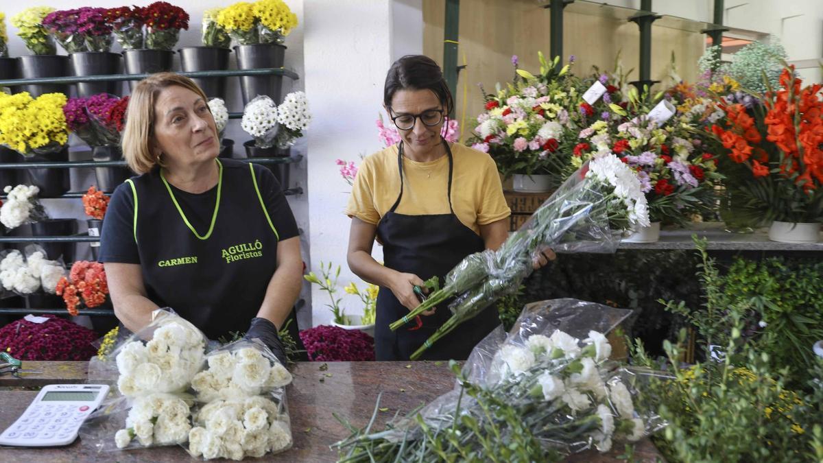 La venta de los claveles se reduce a causa del calor