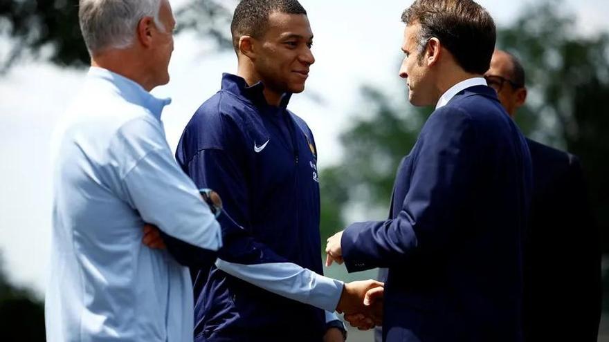 Mbappé confirma a Macron que su fichaje por el Madrid se anunciará esta tarde