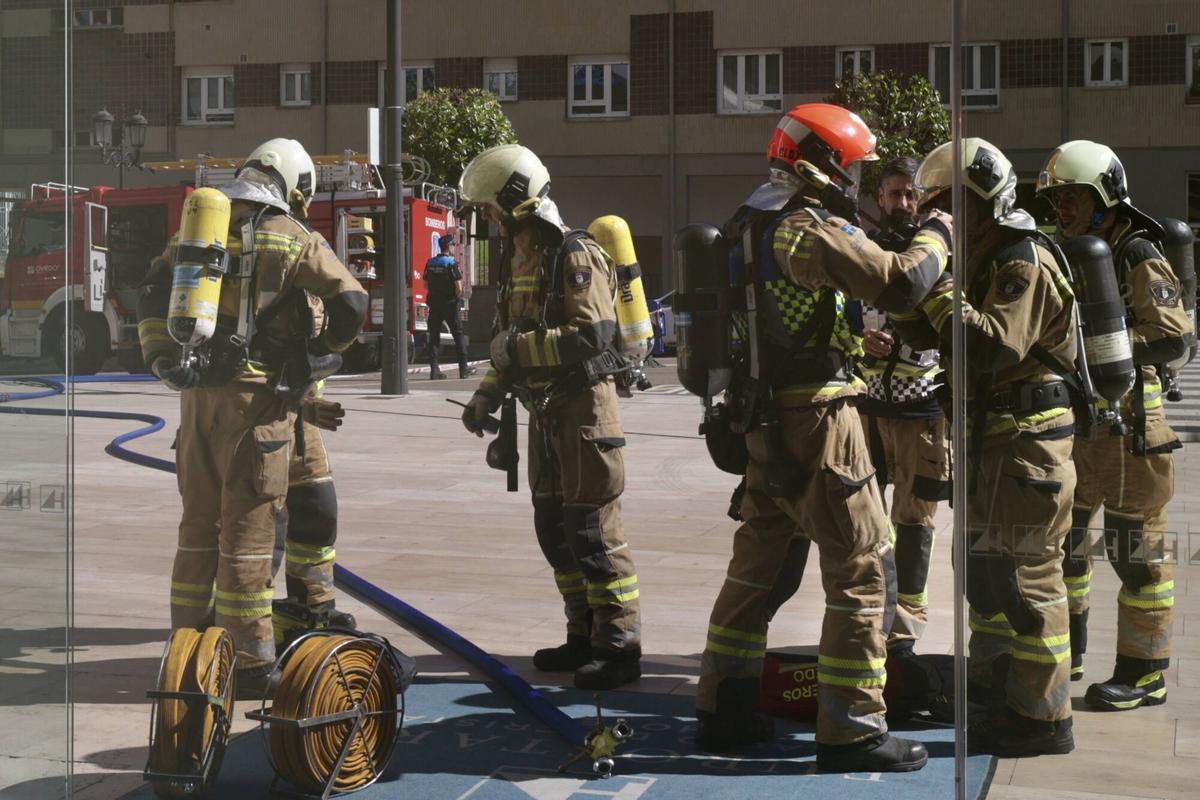 Distintas imágenes del simulacro organizado por la Sociedad Española de Médicos de Familia en Oviedo.
