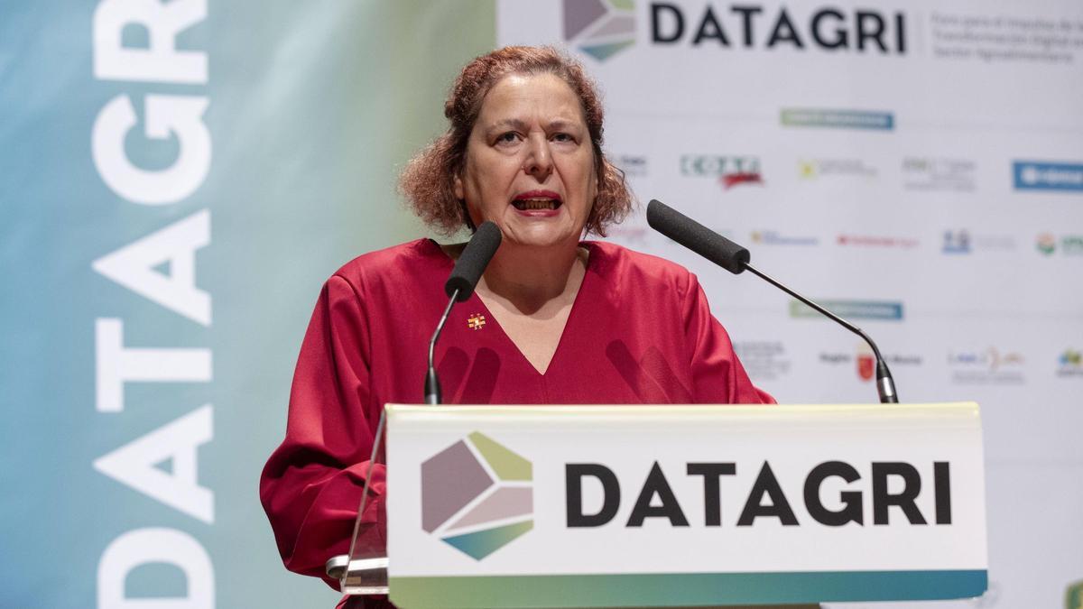 La secretaria de Estado de Agricultura, Begoña García, durante su intervención en la inauguración del Foro Datagri