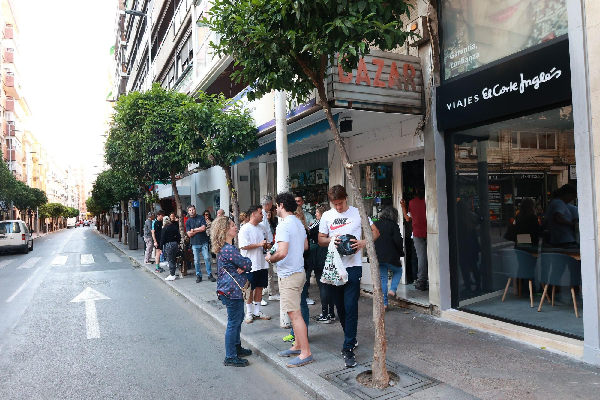El caos que dejó el apagón eléctrico este lunes por las calles de Murcia, en imágenes