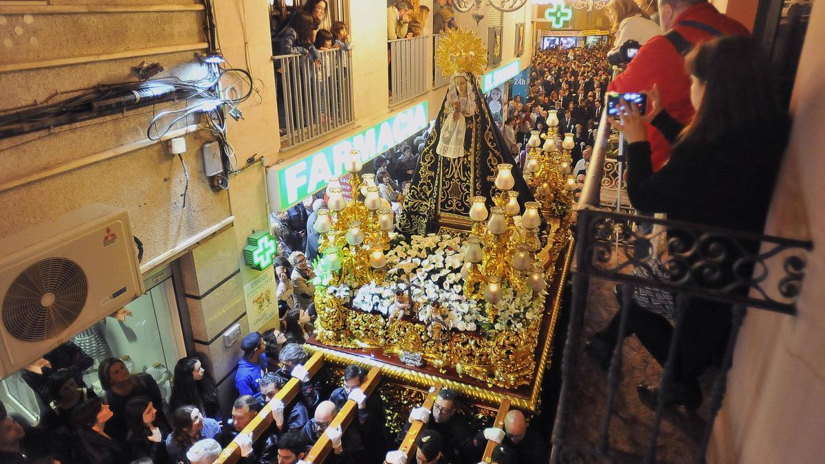 Imagen de archivo de la Virgen de los Dolores, una procesión de la Semana Santa ilicitana