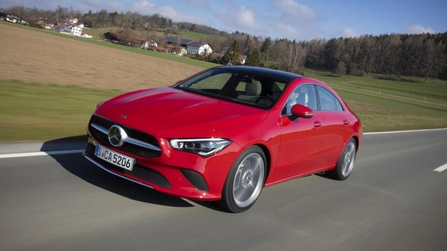 Mercedes-Benz CLA, el estilizado coupé compacto