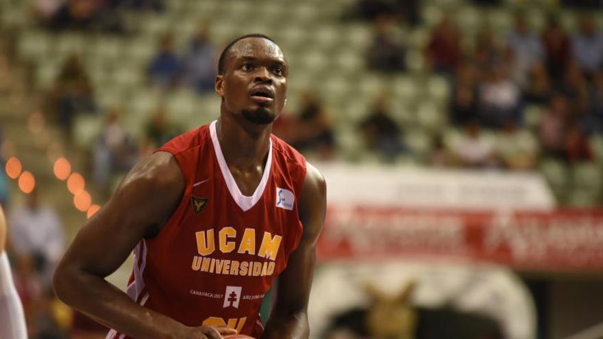 Kevin Tumba, baja por gripe en el UCAM