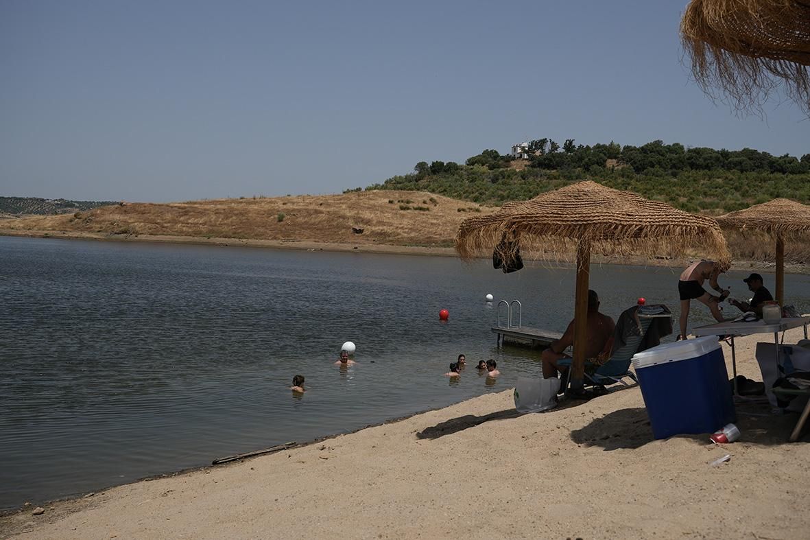 Abre la temporada de baño en la playa de La Breña