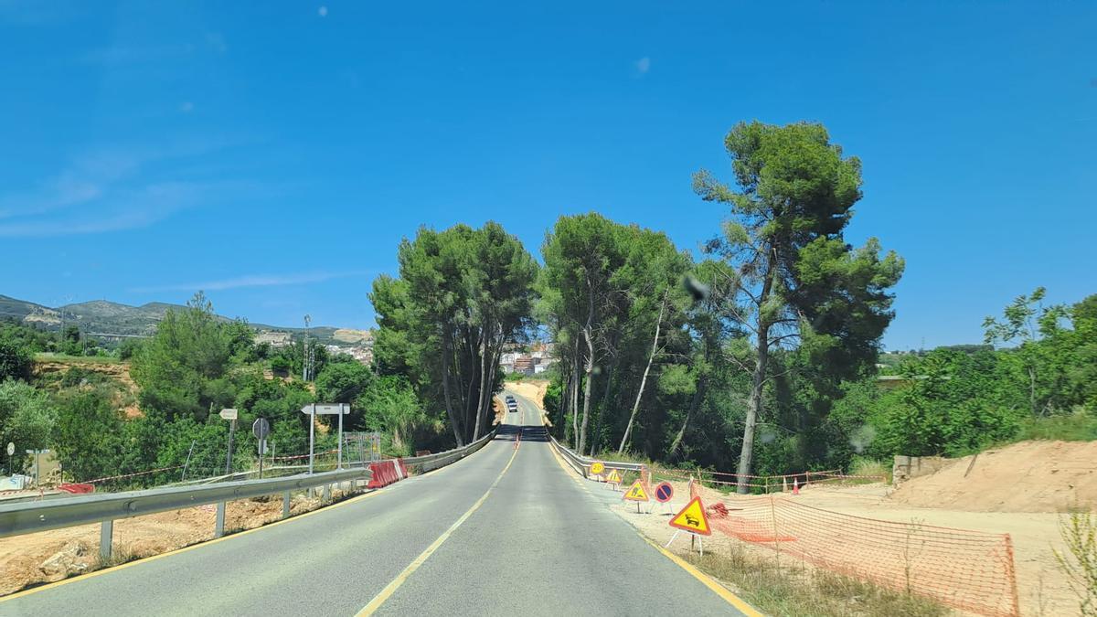 Uno de los tramos que permanece cortado por las obras de la CV-425 que une Buñol y Alborache.