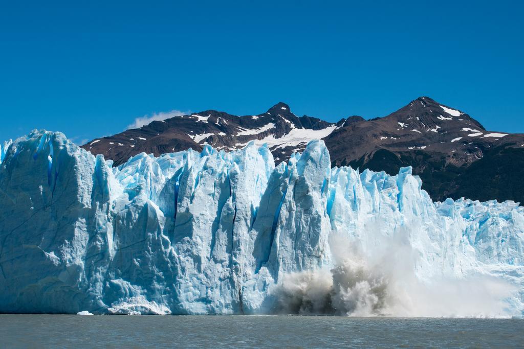 El deshielo de los polos y de los glaciares afecta gravemente al medio ambiente.
