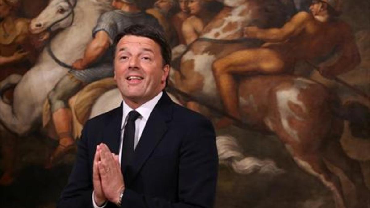 Renzi, durante el acto de renuncia al cargo de primer ministro, en el palacio Chigi, el pasado diciembre.