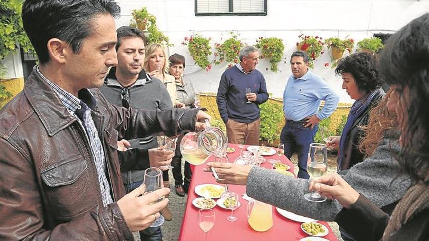 Tres bodegas y tres lagares abren sus patios a las visitas