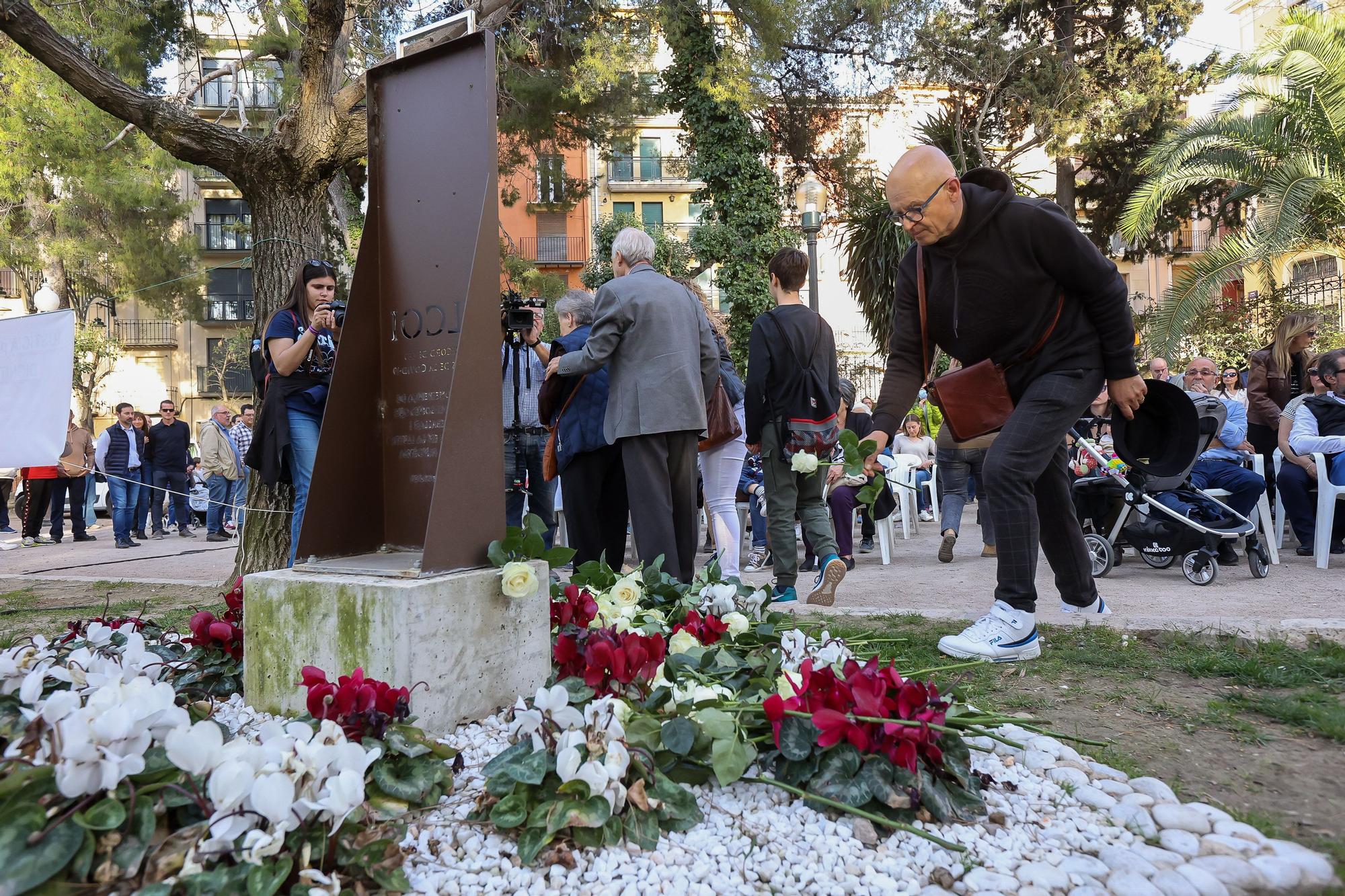 Homenaje a las víctimas de las residencias Domus Vi de Alcoy y Cocentaina