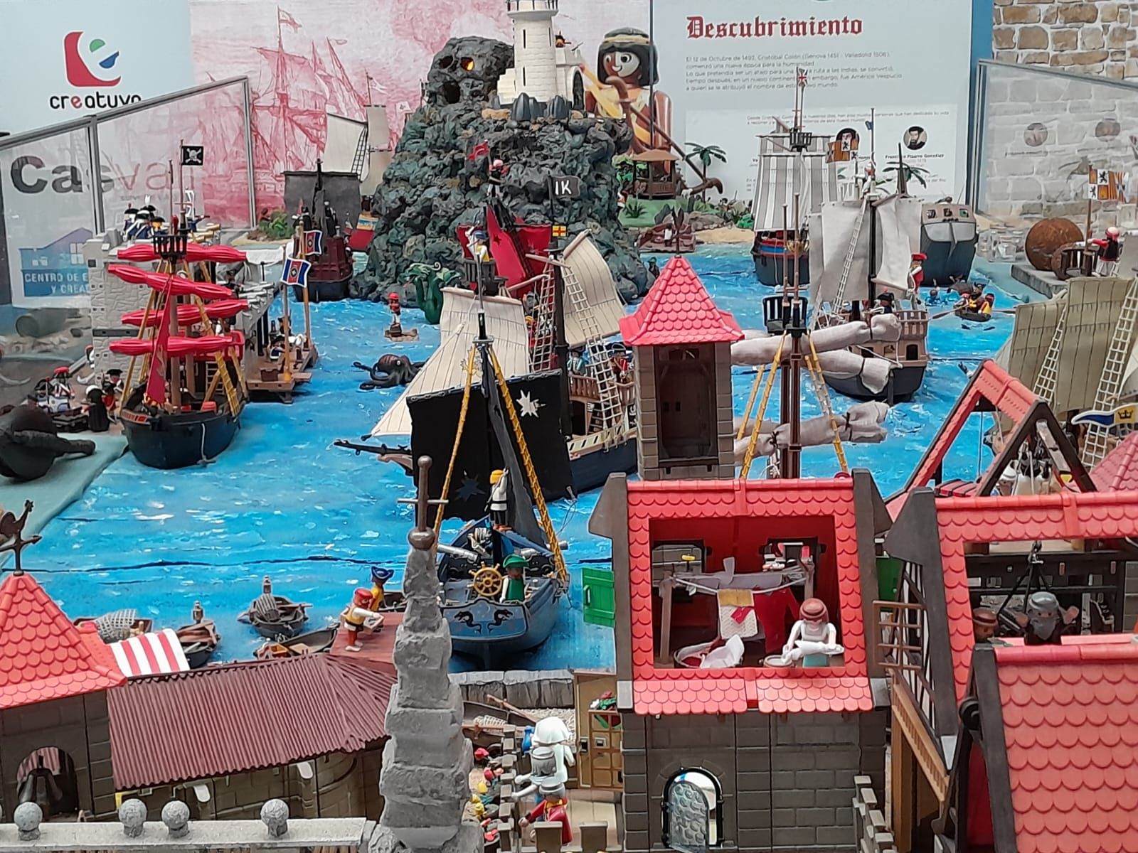 Así es la exposición de Playmobil abierta en El Entrego: un homenaje a la historia de este juguete y también a la de Asturias
