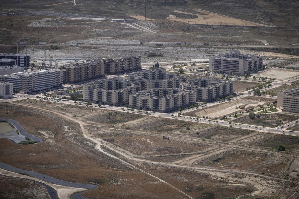 Estado actual del emergente barrio zaragozano de Arcosur, con varias parcelas aún por desarrollar.