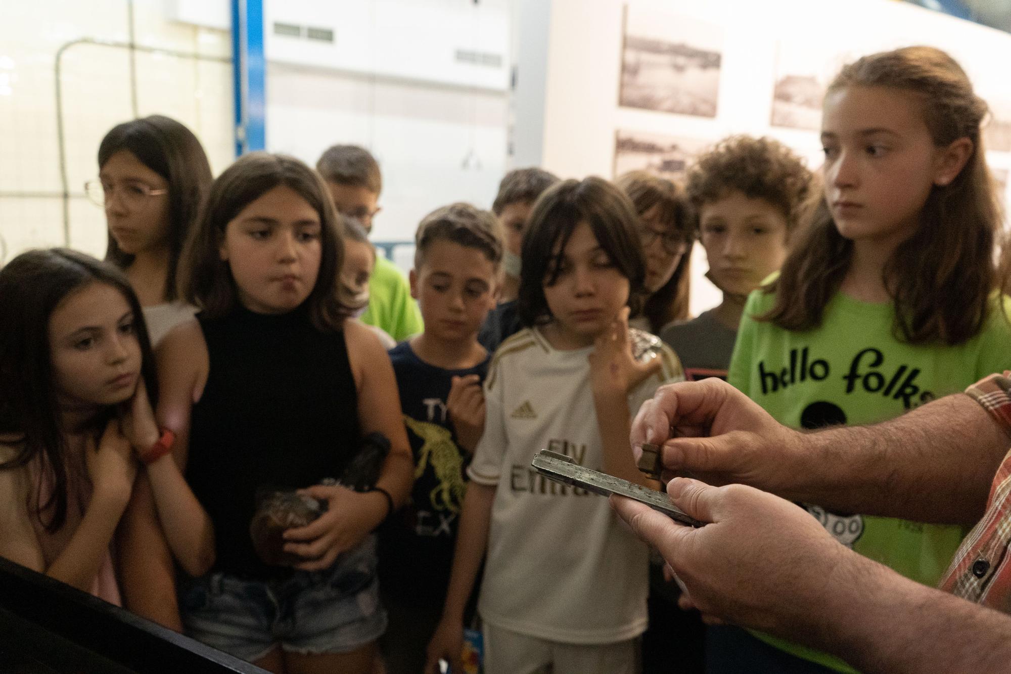 Visita de alumnos del colegio Sagrado Corazón de Jesús al periódico.