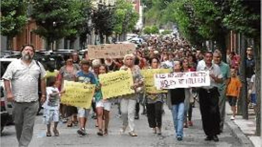 Una de les mobilitzacions en contra de la unificació de serveis.