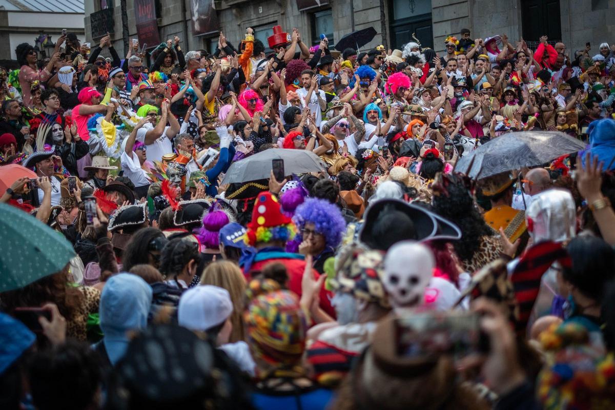 Santa Cruz celebra su segundo Carnaval de día