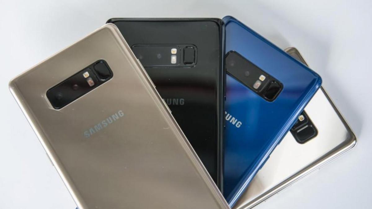 Samsung planea trabajar con móviles con pantalla flexible