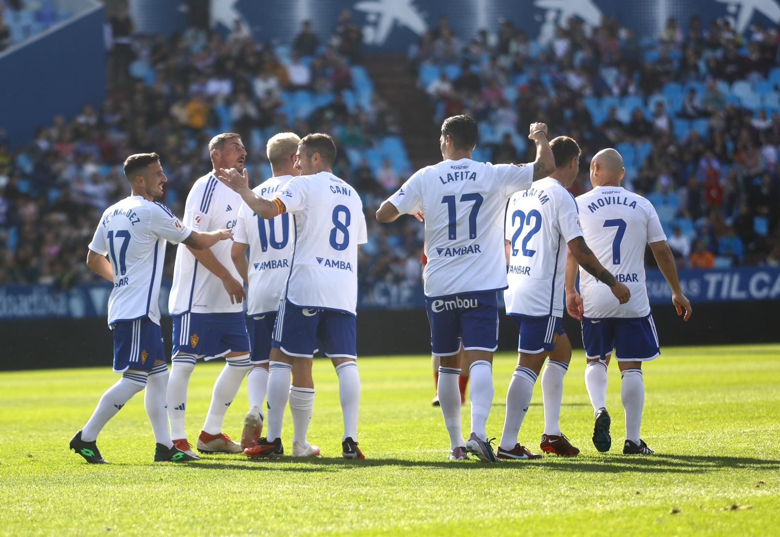 En imágenes | Zaragoza le mete un gol al cáncer de la mano de Aspanoa