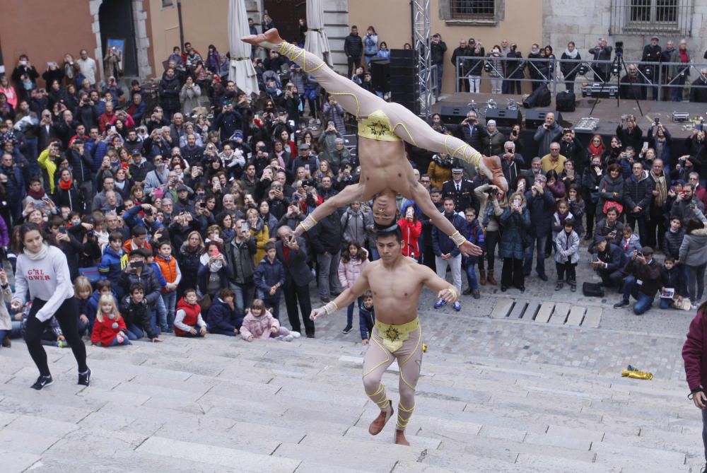 Rècord mundial de pujar esglaons cap a cap a Girona