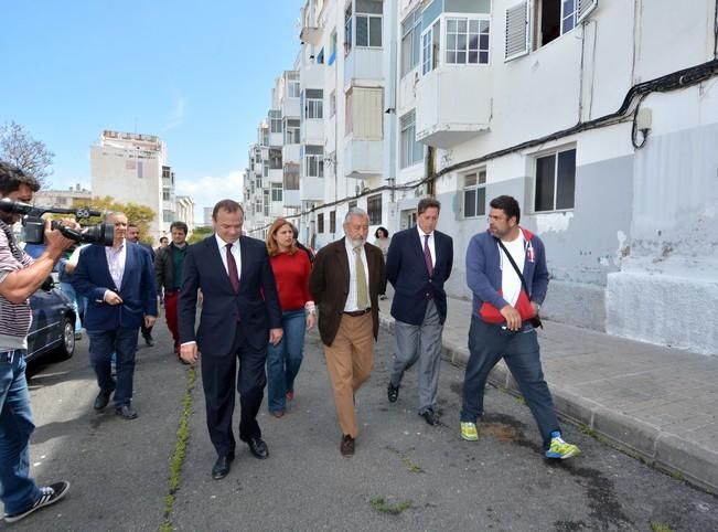 VISITA SECRETARIO DE ESTADO VIVIENDAS SOCIALES ...