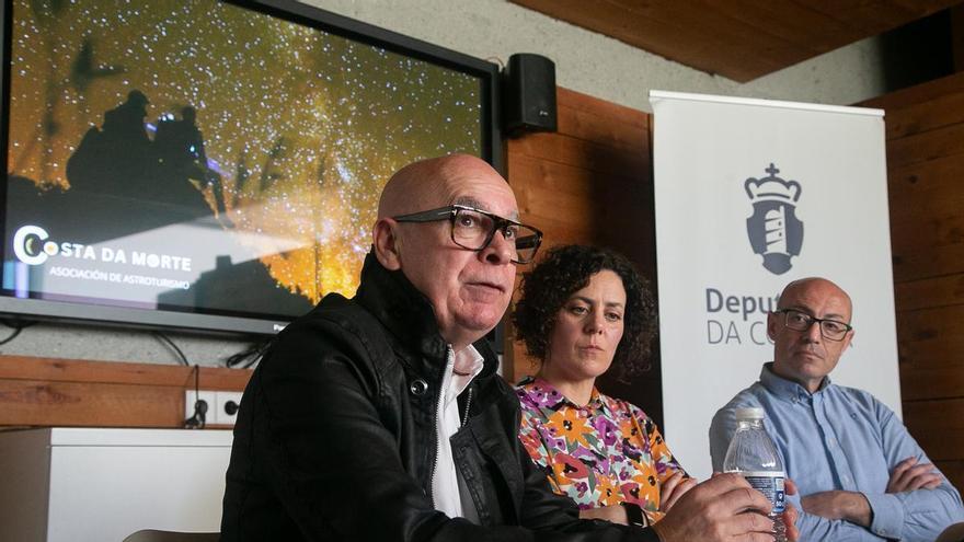A Asociación de Astroturismo da Costa da Morte presenta un manual de miradoiros astronómicos
