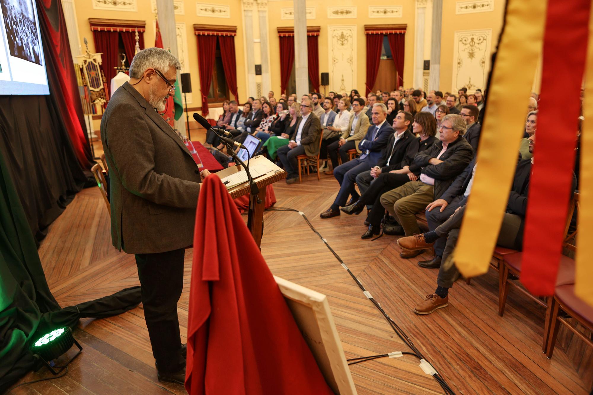 La presentación de la Revista inicia la cuenta atrás para las Fiestas de Alcoy