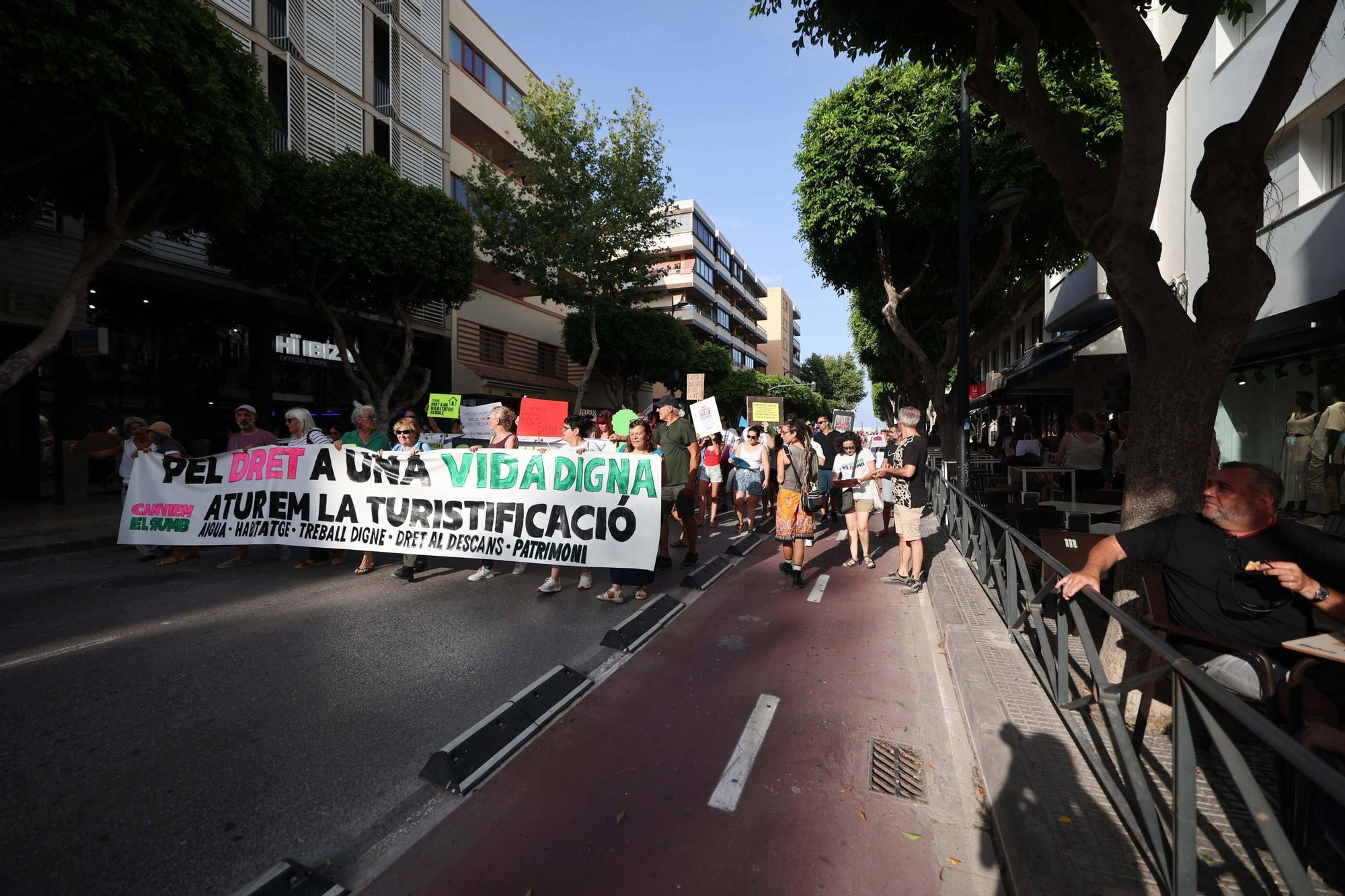 Manifestación contra la masificación turística en Ibiza