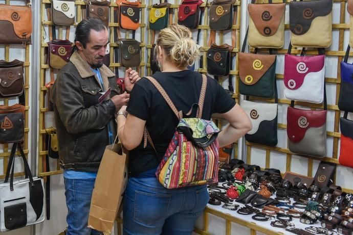 Inauguración de la Feria de Artesanía en San Telmo