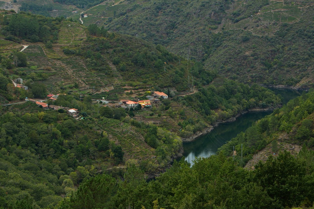 Riodeporto pertenece al municipio de Negueira de Muñiz.