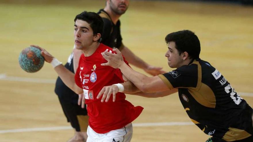 Rubén Figueirido, durante el partido liguero contra el Alarcos. // R. Grobas