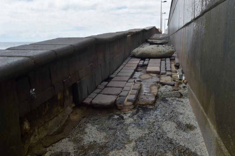 05-08-2019 LAS PALMAS DE GRAN CANARIA. Deterioro del Paseo de San Cristobal  | 05/08/2019 | Fotógrafo: Andrés Cruz