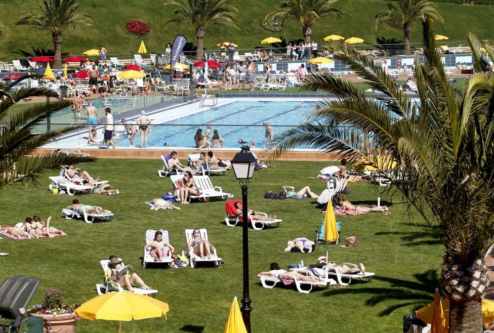 Piscinas del Centro Asturiano de Oviedo