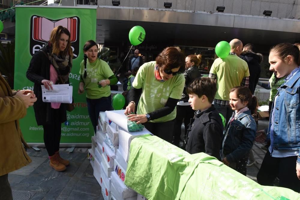 Los interinos de Educación protestan por las oposi